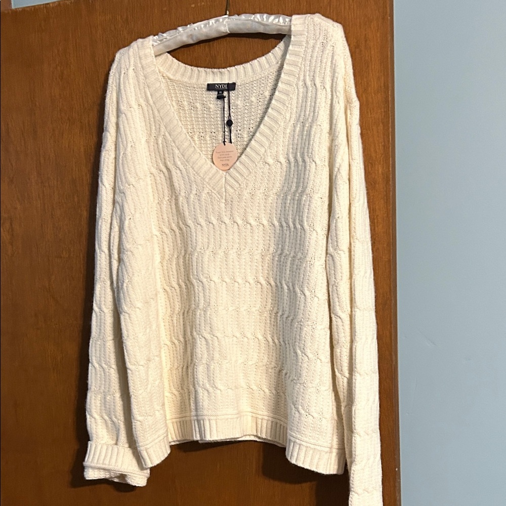 Ann Taylor V-Neck Cream Sweater